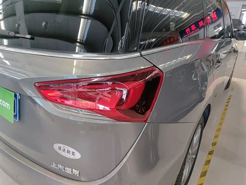 Buick GL6 2019 18T 6-seat Connected Luxury China VI фото 24