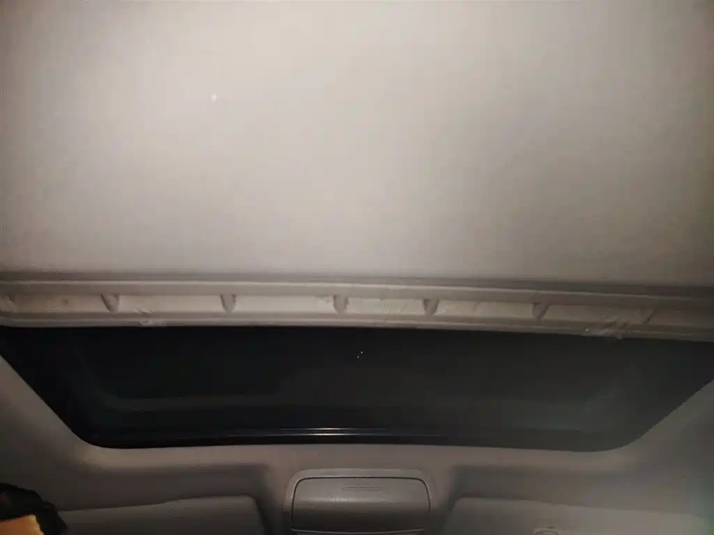 Volkswagen Sagitar 2017 230TSI Automatic Comfort фото 9