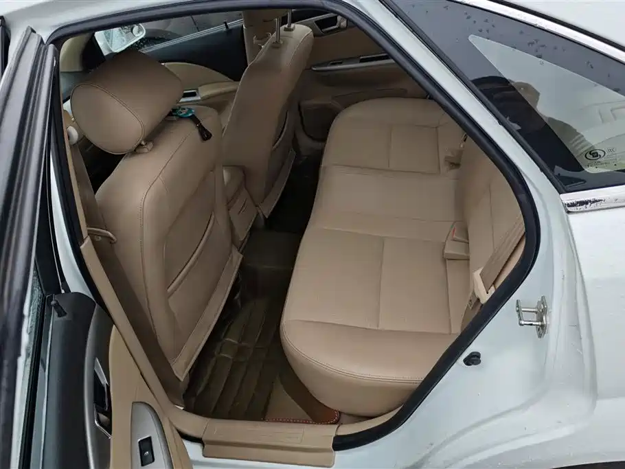 Buick Excelle 2013 1.5L Automatic Classic фото 11