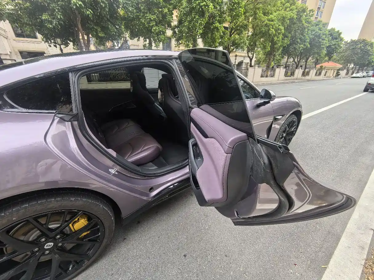 XIAOMI CAR XIAOMI SU7