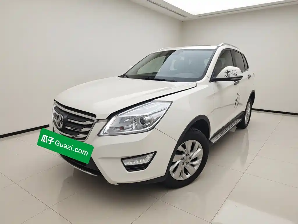 BAIC Weiwang S50 2017 2016 1.5T CVT Fun Luxury