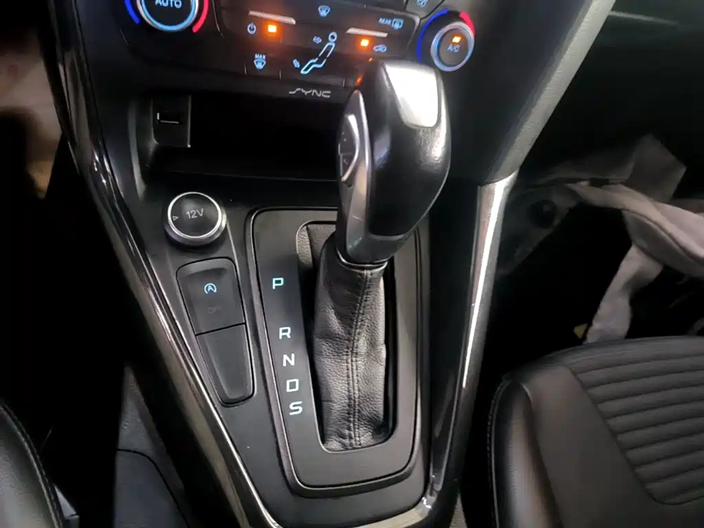 Ford Focus 2017 2017 Sedan EcoBoost 180 Automatic Elite