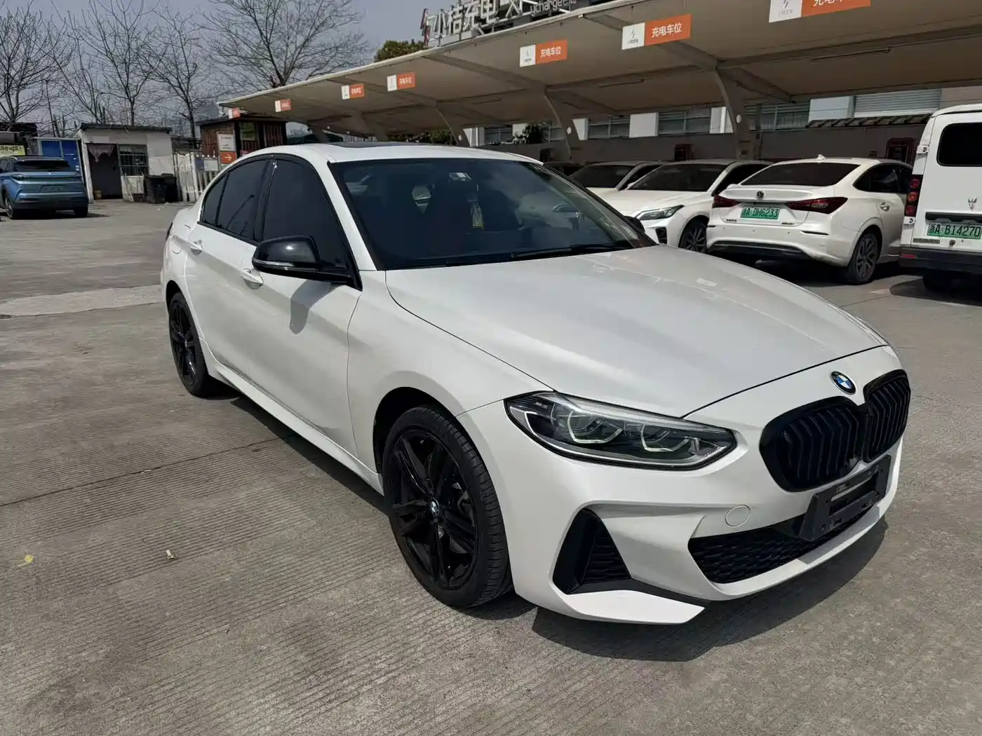 BMW 1-SERIES