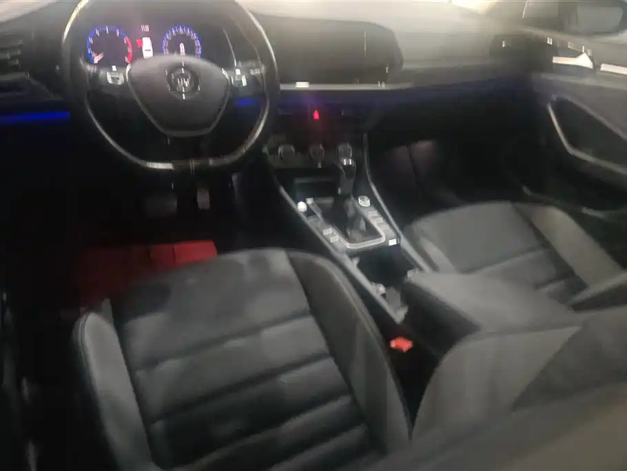 Volkswagen Sagitar 2022 280TSI DSG Surpassing Edition фото 12