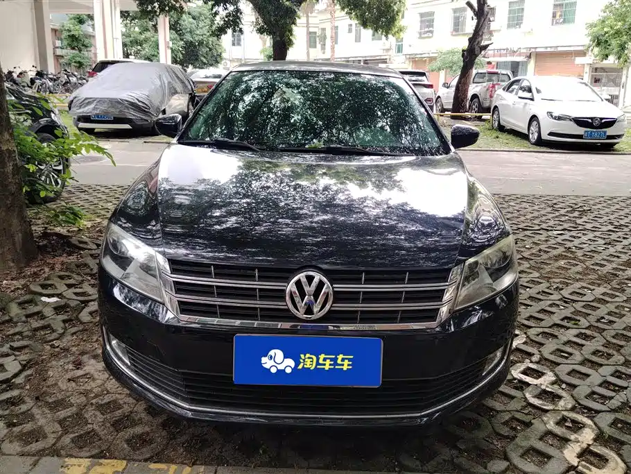 Volkswagen Lavida Tour 2013 1.4TSI Automatic Luxury фото 2