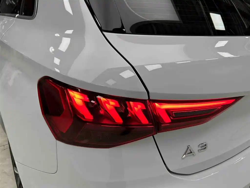 Audi A3 2024 Model Sportback 35 TFSI Fashion Sport фото 19