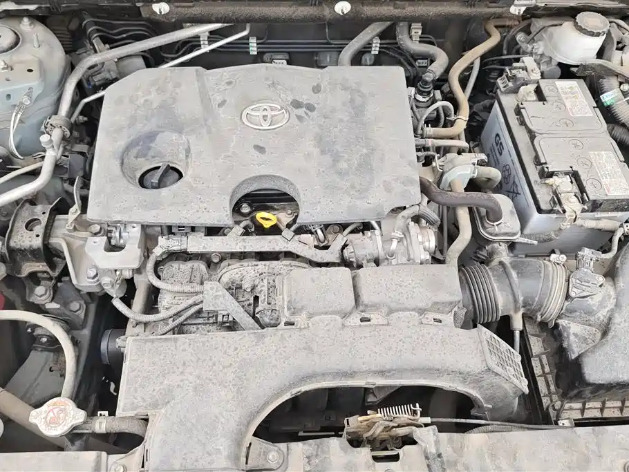 Toyota RAV4 Rongfang 2020 2.0L CVT 4WD Premium Edition фото 10