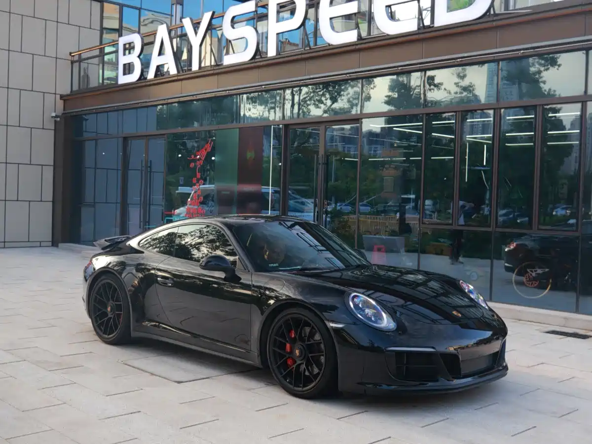 Photo 20 - Porsche 911