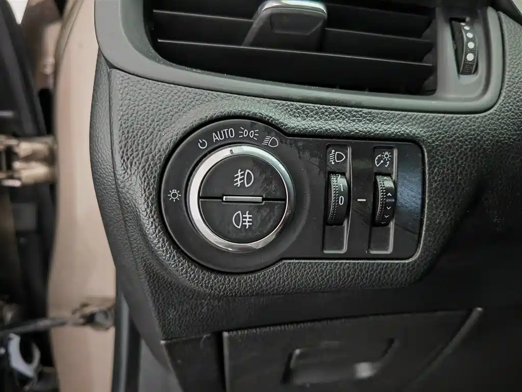 Buick Envision Plus 2016 20T 2WD Elite фото 21