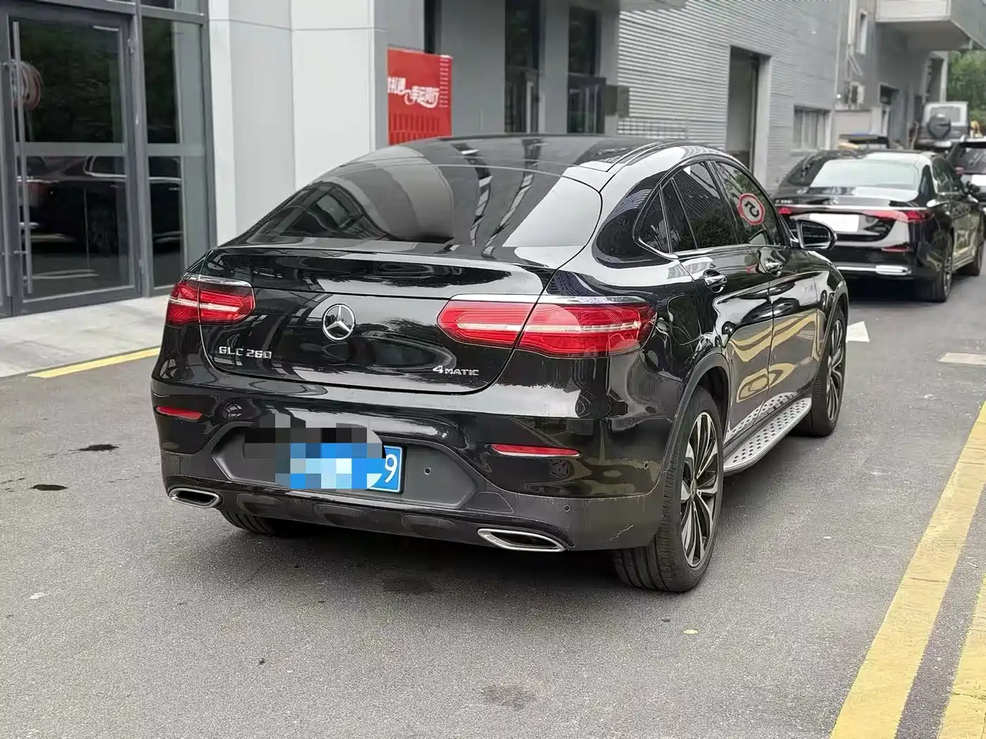 Mercedes-Benz GLC Coupe 2019 GLC 260 4MATIC Coupe SUV фото 2