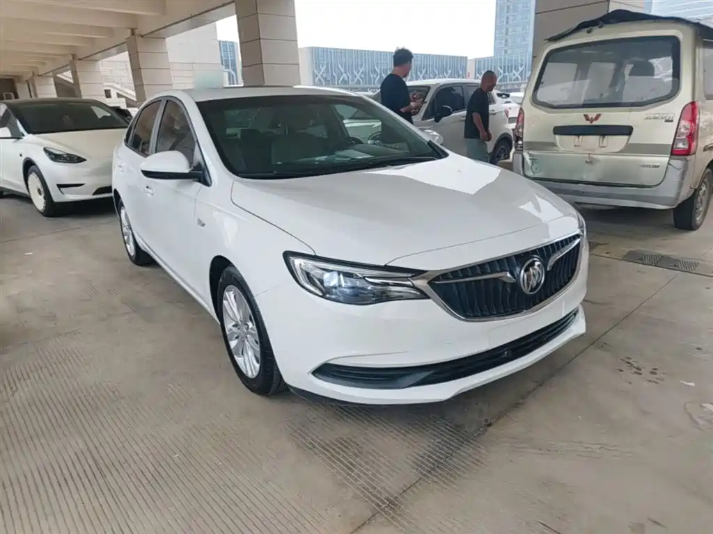 Buick Excelle 2021 Exemplar 1.5L Auto Elite фото 4