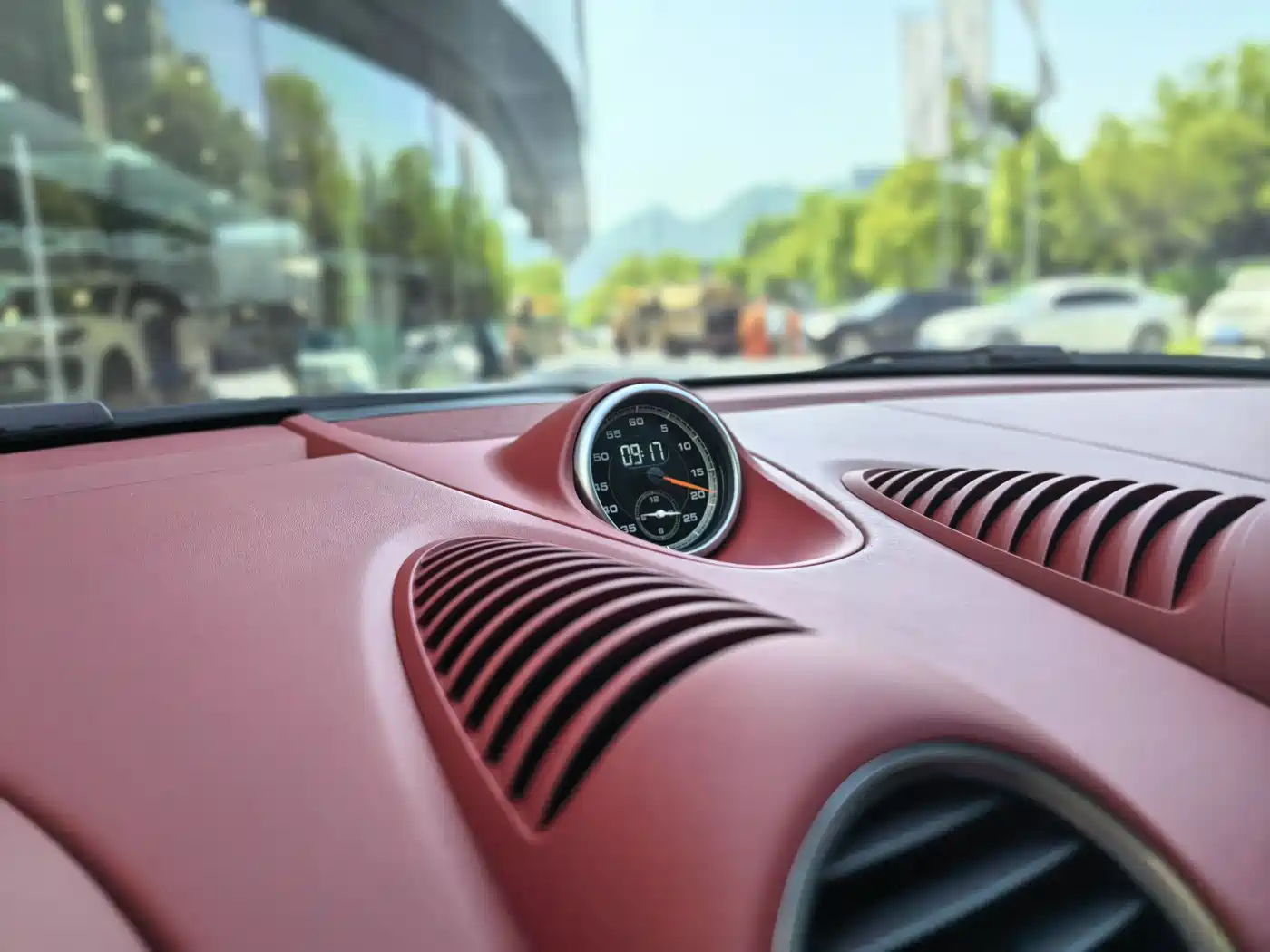 Porsche 718 2018 Cayman 2.0T фото 7