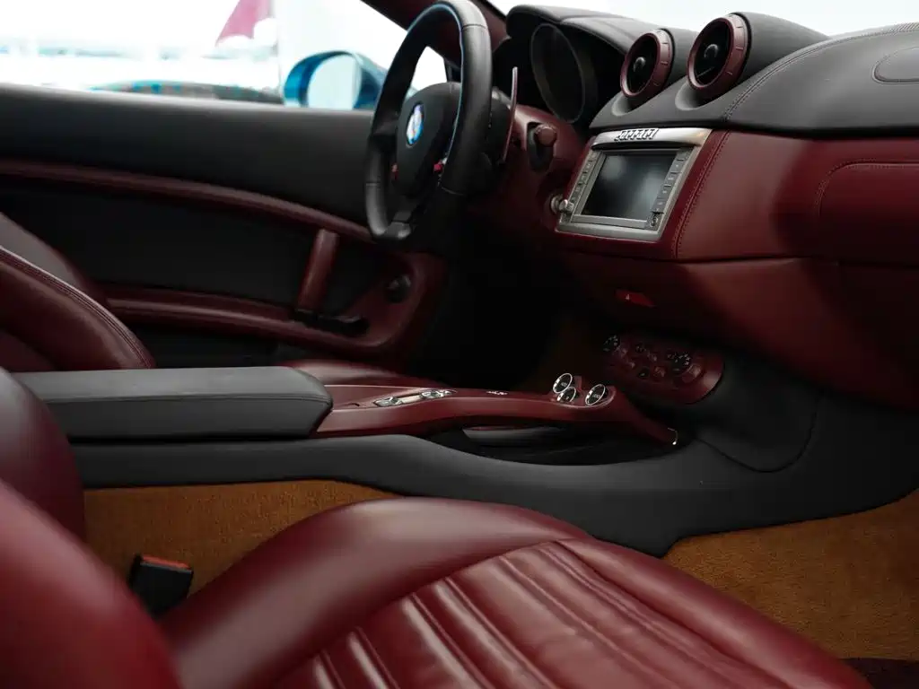 Фото 16 - Ferrari California T