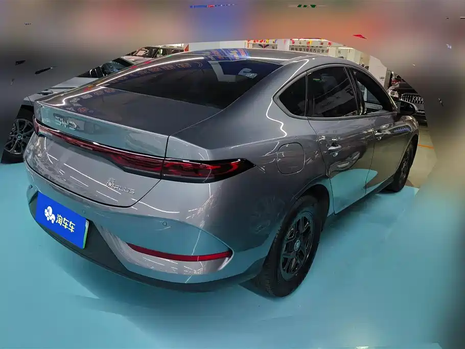 BYD Qin PLUS 2025 DM-i Smart Drive 55KM Leader фото 3