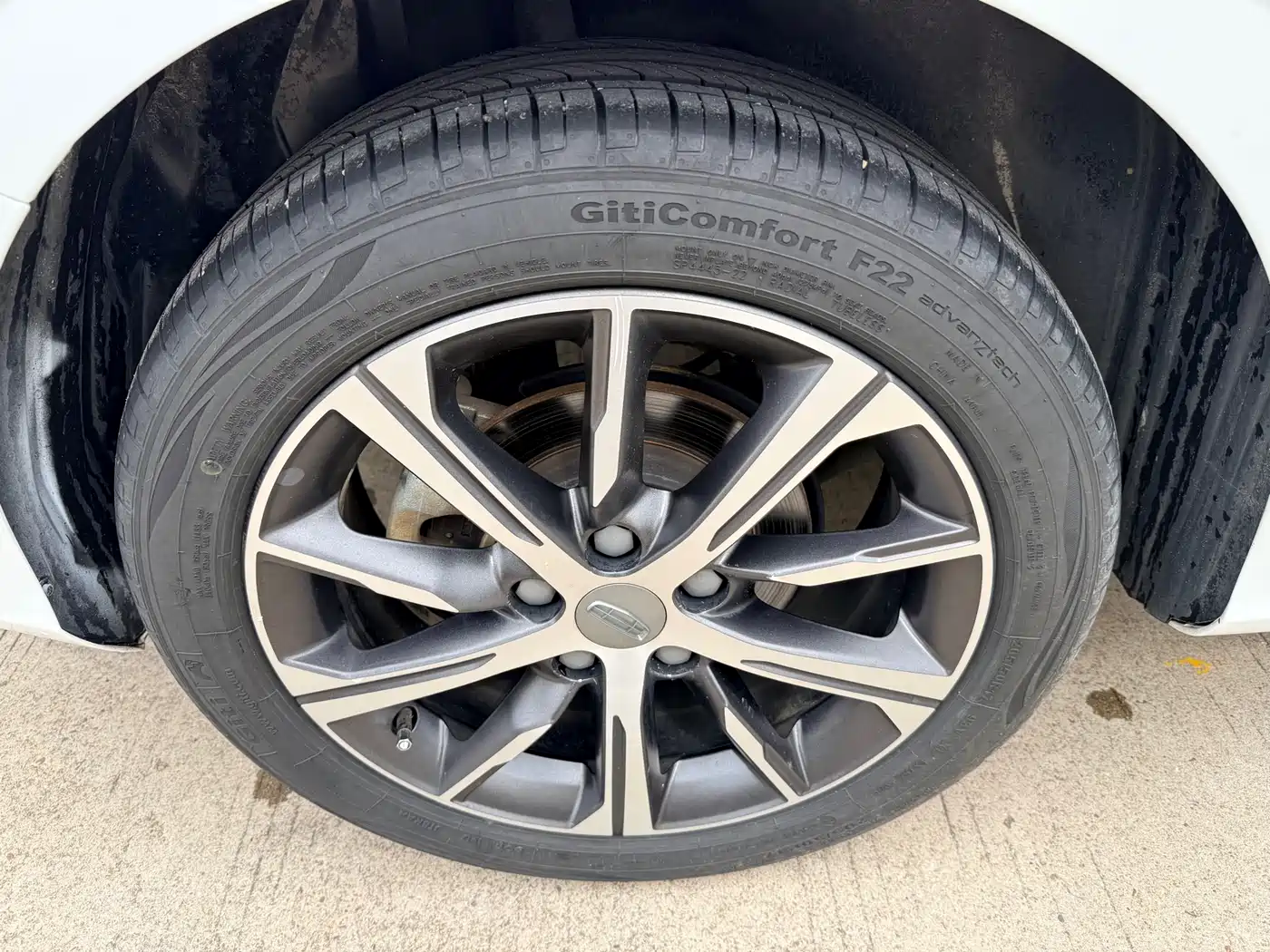 GEELY AUTOMOBILE EMGRAND