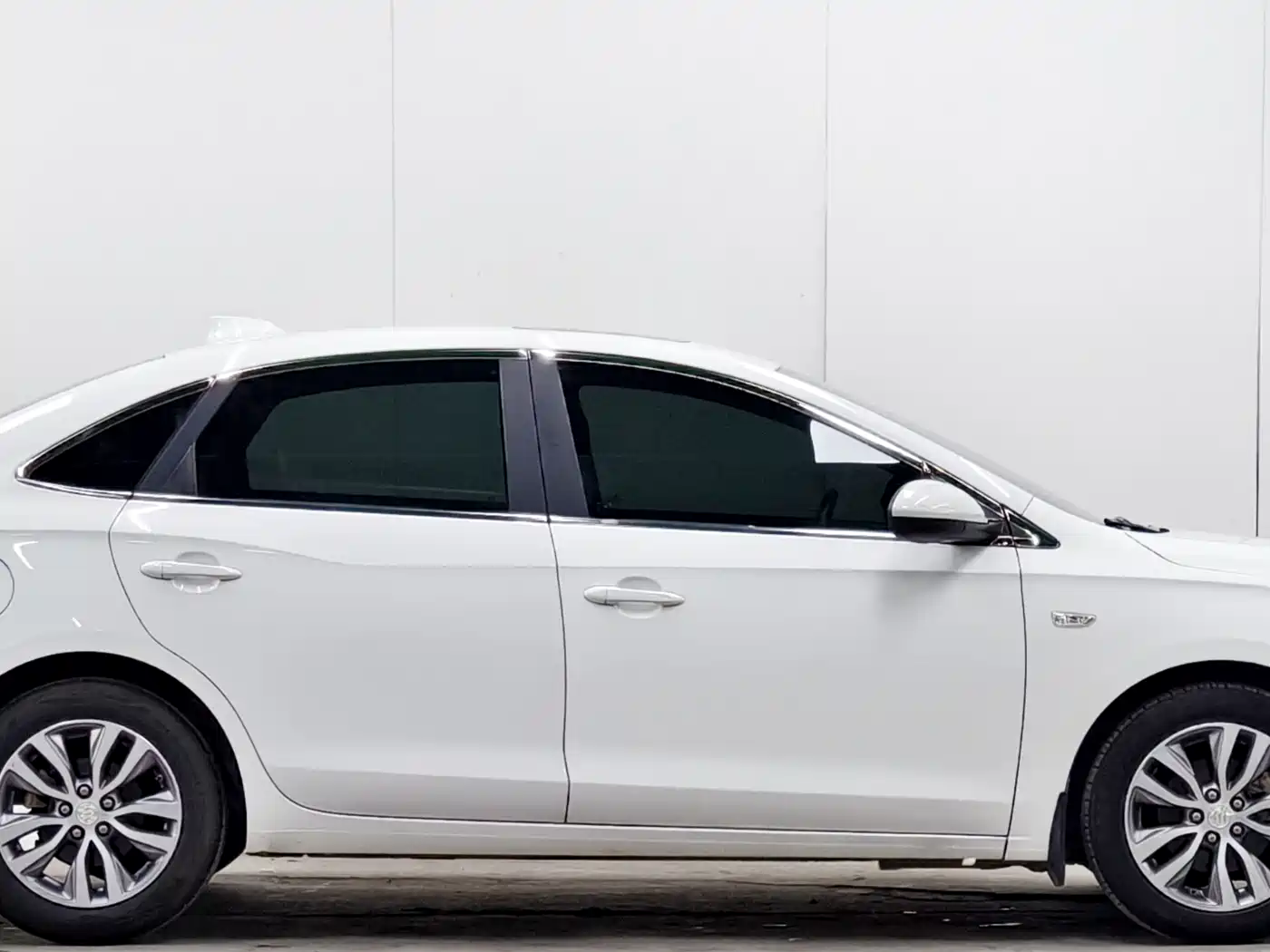 Buick Excelle 2019 18T Auto Connected Elite China VI фото 8