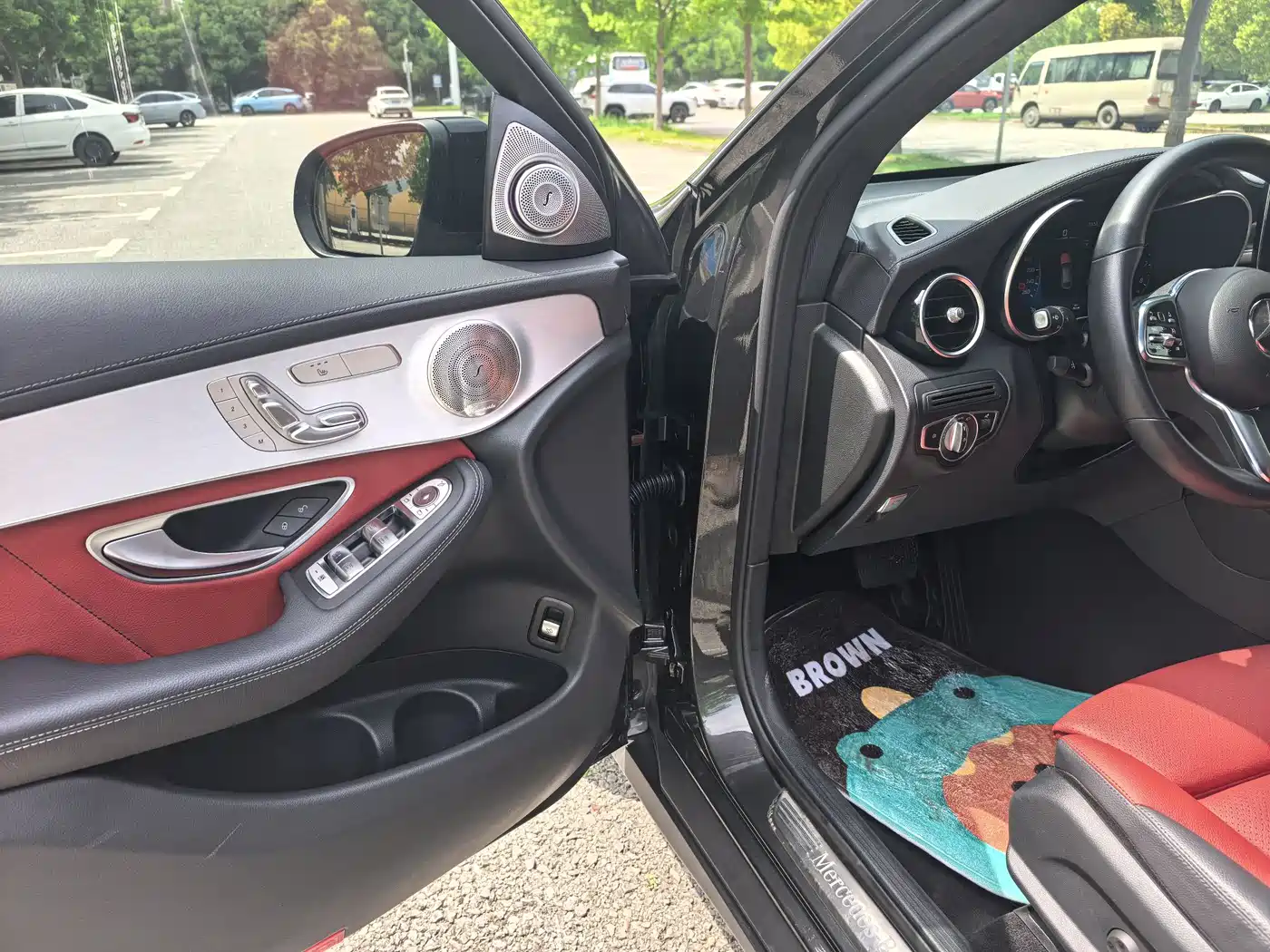 Mercedes-Benz GLC Coupe 2022 GLC 260 4MATIC Coupe SUV фото 10