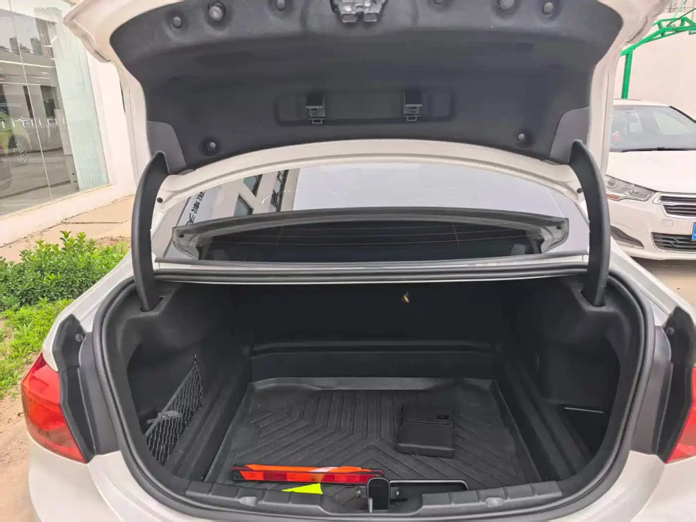 BMW 1 Series 2019 118i M Sport Package фото 30