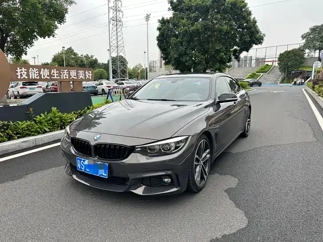 BMW 4 SERIES