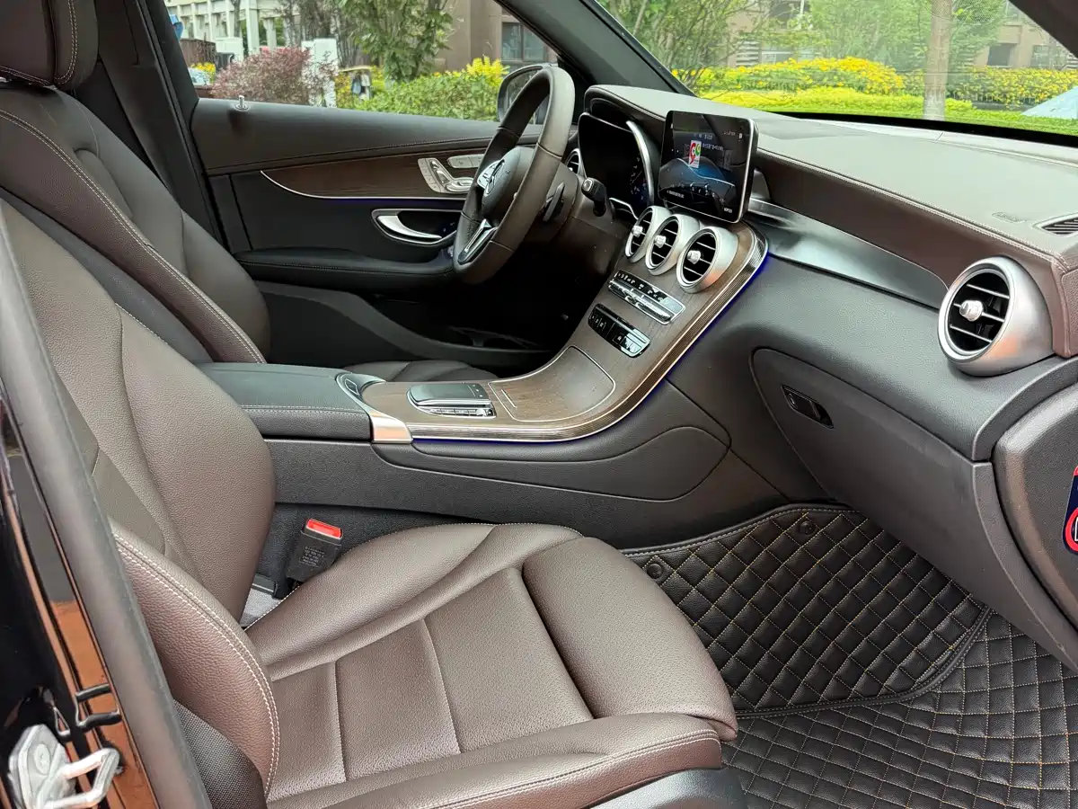 Mercedes-Benz GLC 2022 GLC 300 L 4MATIC Dynamic Collector's Edition фото 5