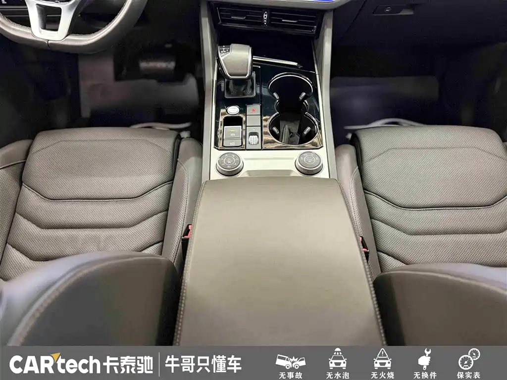 Volkswagen Touareg 2019 2.0TSI Sharp Wing Edition China V фото 23