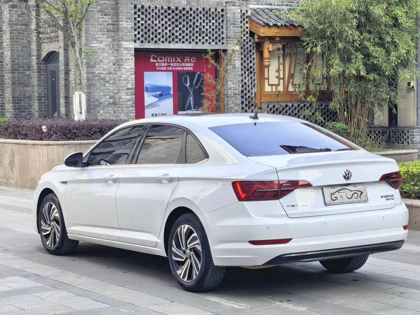 Volkswagen Sagitar 2022 280TSI DSG Surpassing Edition фото 4