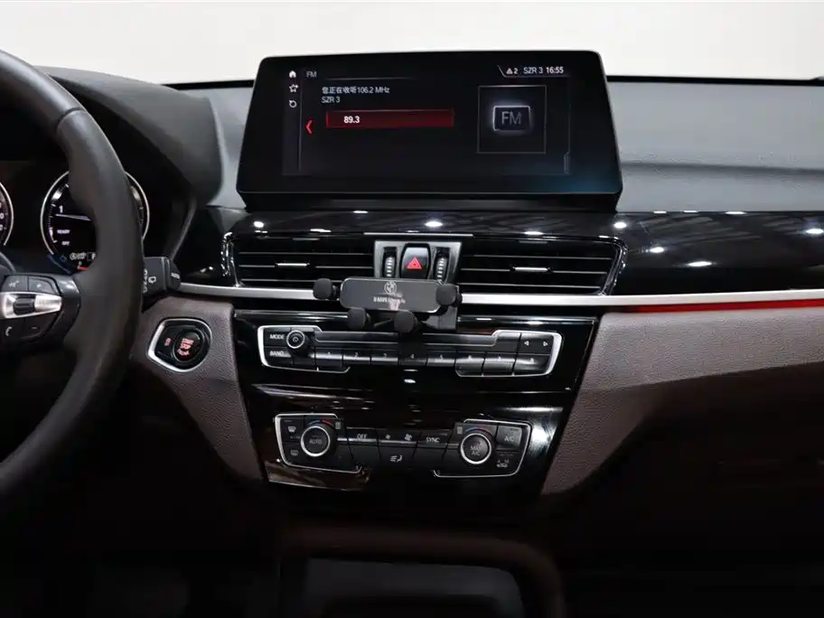 BMW X1 2021 Facelift sDrive25Li Leading фото 13