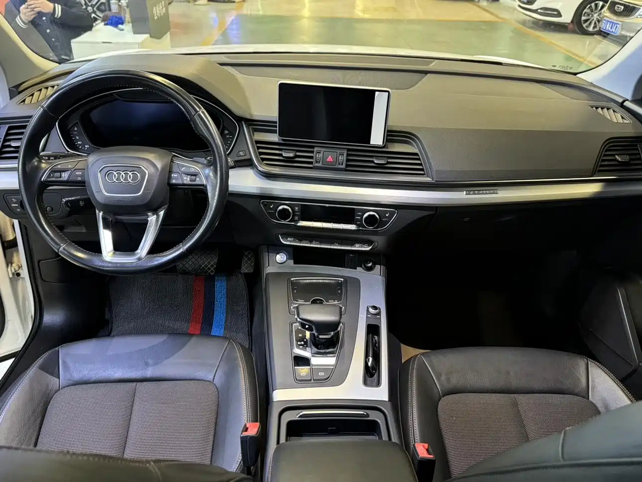 Audi Q5L 2018 40 TFSI Prestige Fashion (China V) фото 8