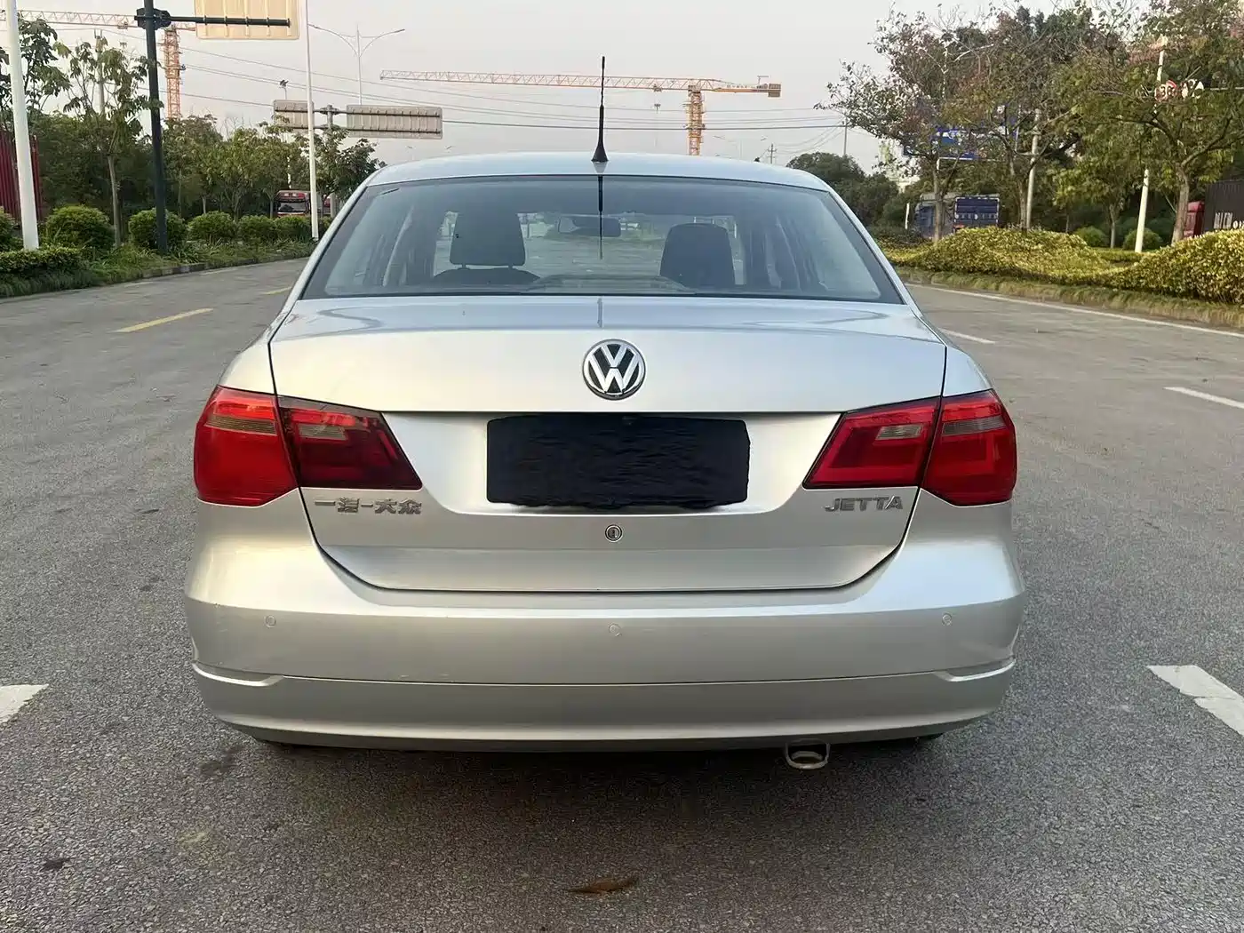 Volkswagen Jetta 2015 1.6L Auto Comfort фото 5