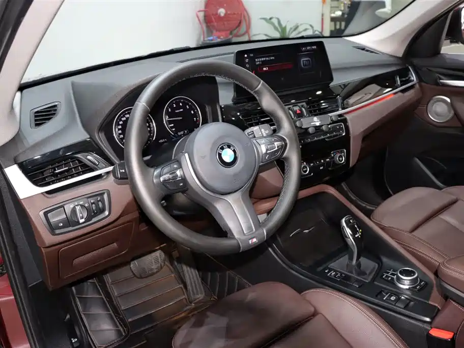 BMW X1 2021 Facelift sDrive25Li Leading фото 9