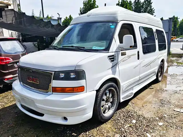  GMC GMC Savana 2011 5.3L Business Star 7-Seater