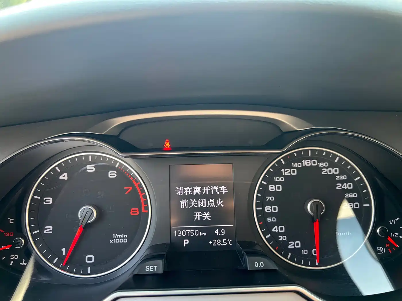 Audi A4L 2015 45 TFSI quattro Individual Sport фото 8