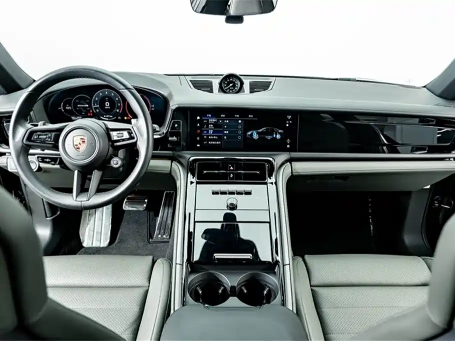 Porsche Panamera 2024 Panamera 4 Executive Long Wheelbase 2.9T фото 12