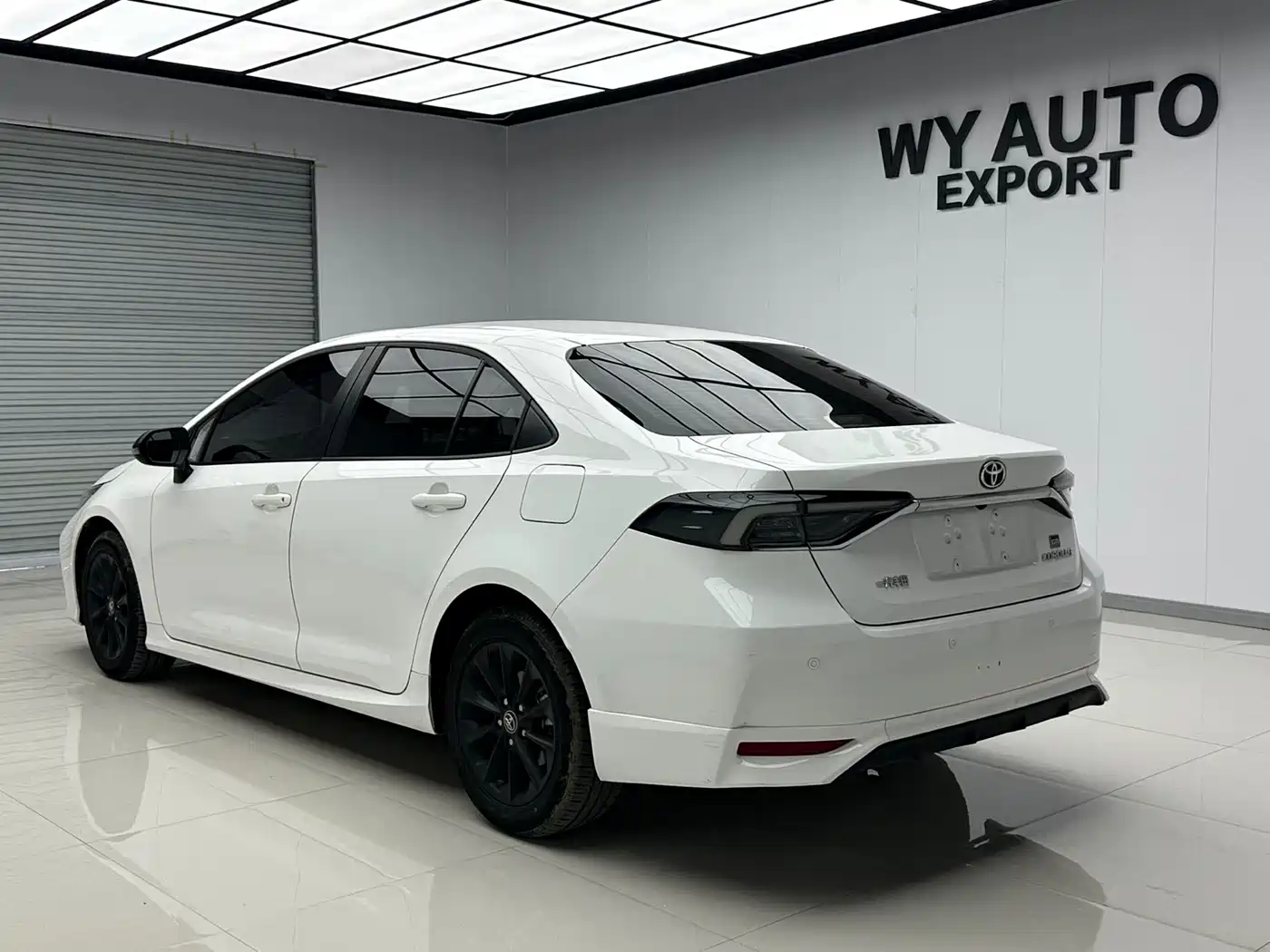 Toyota Corolla 2021 TNGA 1.5L CVT GR SPORT Edition фото 4