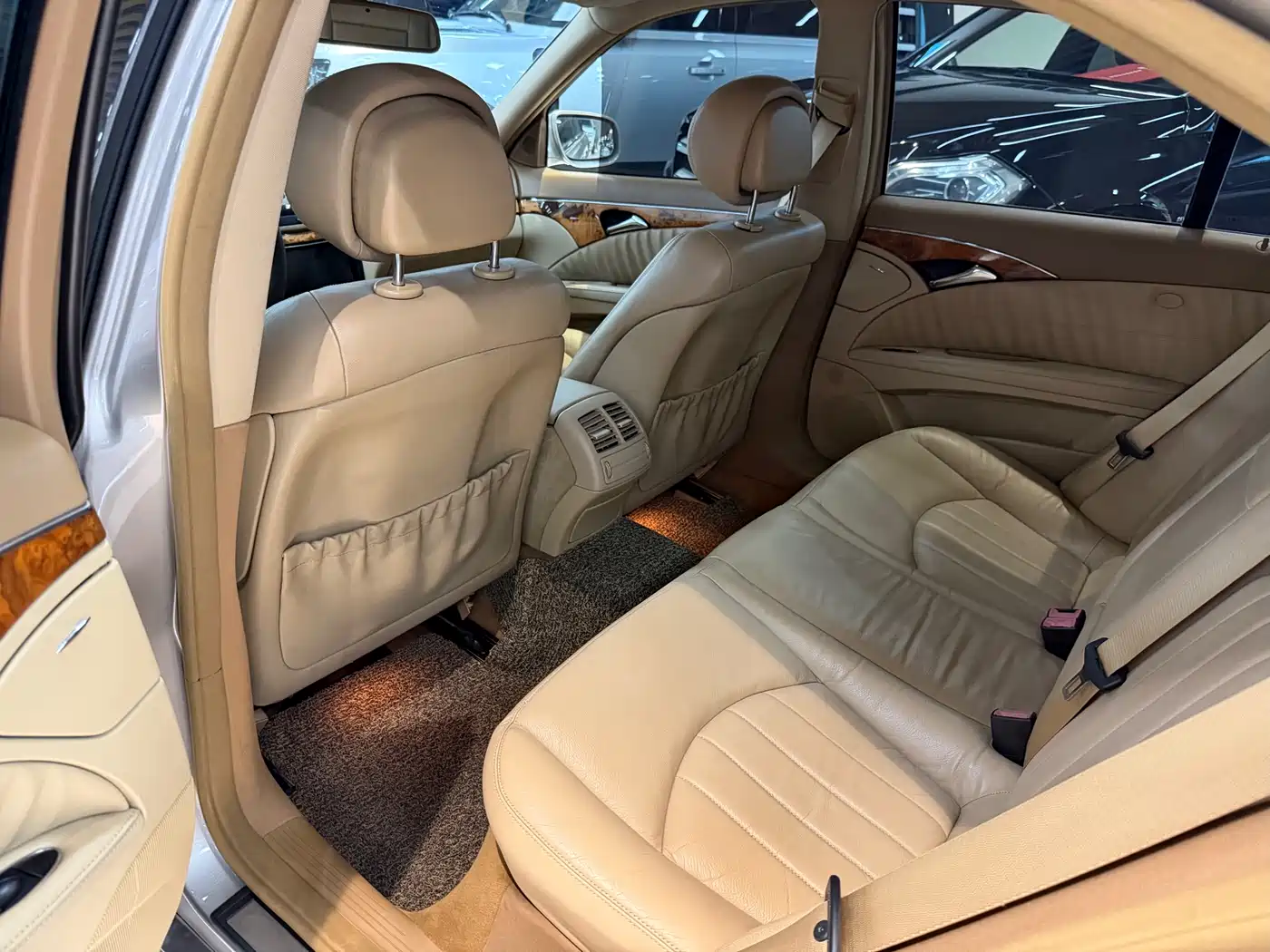 Mercedes-Benz E-Class 2008 E 230 Fashion фото 13