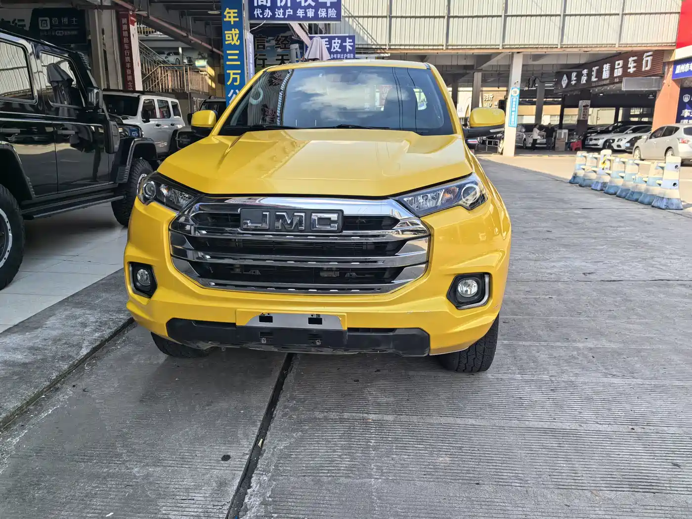 Jiangling Yuhu 7 2023 2023 2.0T Automatic Diesel 2WD Comfort Standard Wheelbase