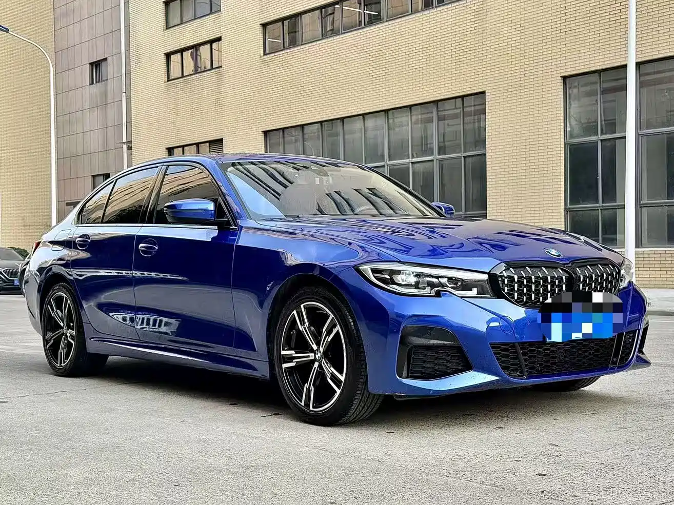 BMW 3 Series 2022 325i M Sport Package фото 3