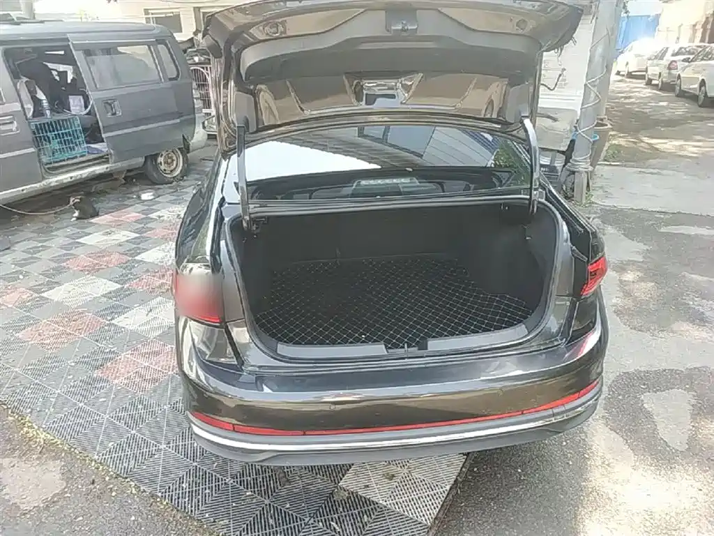 Volkswagen Sagitar 2023 300TSI DSG Leap Edition фото 19