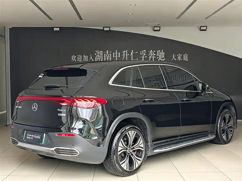 Mercedes-Benz EQE SUV 2024 500 4MATIC Luxury Edition фото 6