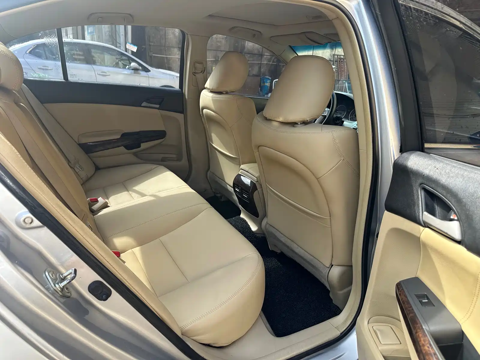 صورة 9 - Honda Accord