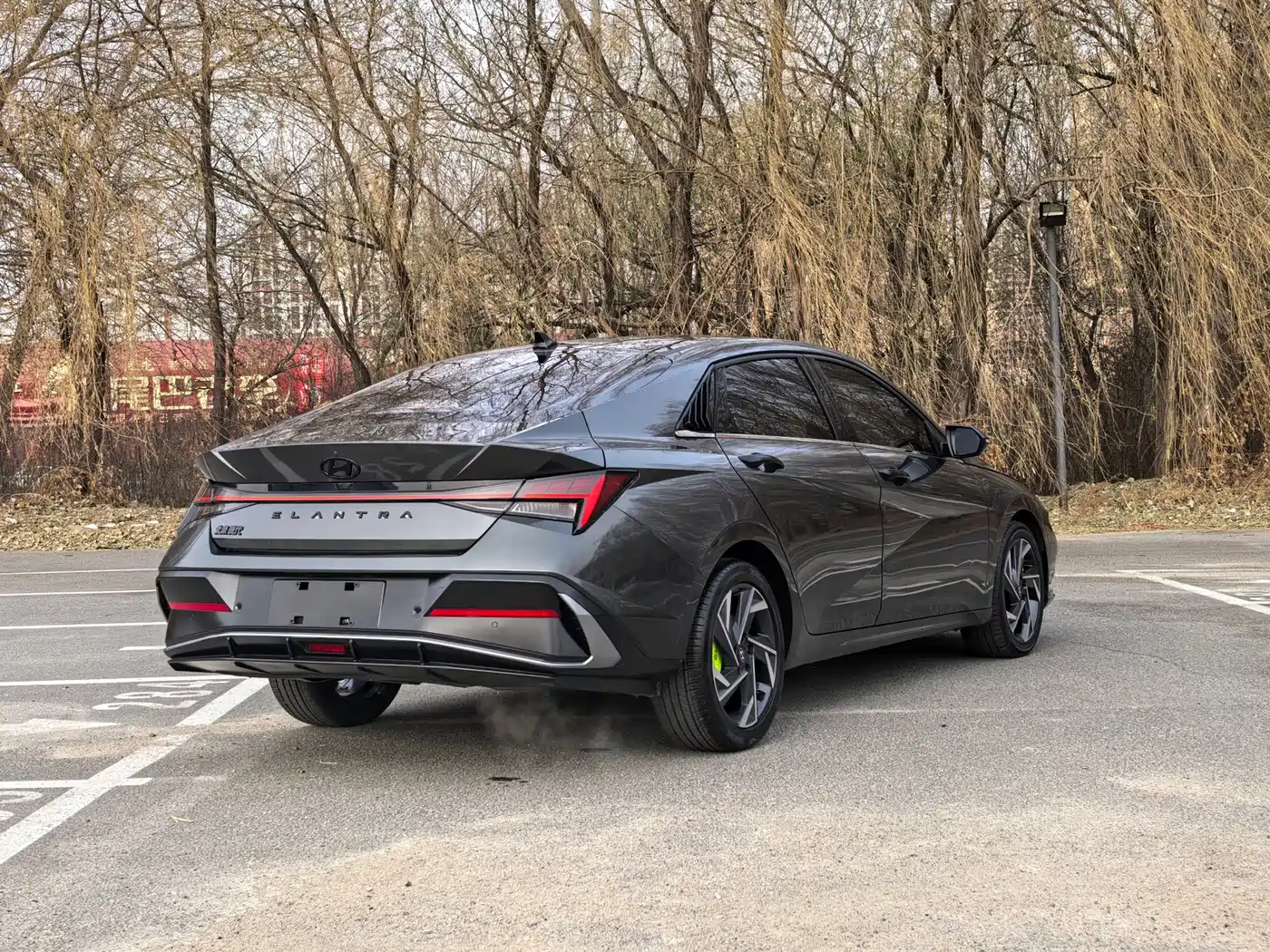 Hyundai Elantra 2023 Model 1.5L CVT LUX Premium Edition фото 23