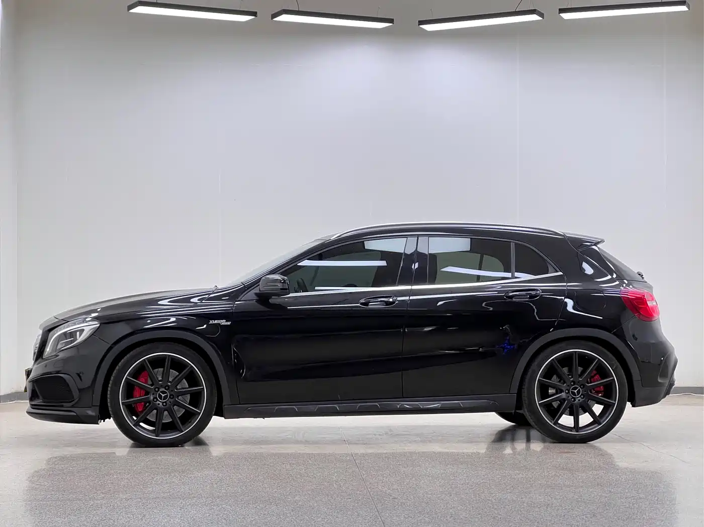 Mercedes-Benz GLA AMG 2015 AMG GLA 45 4MATIC фото 4