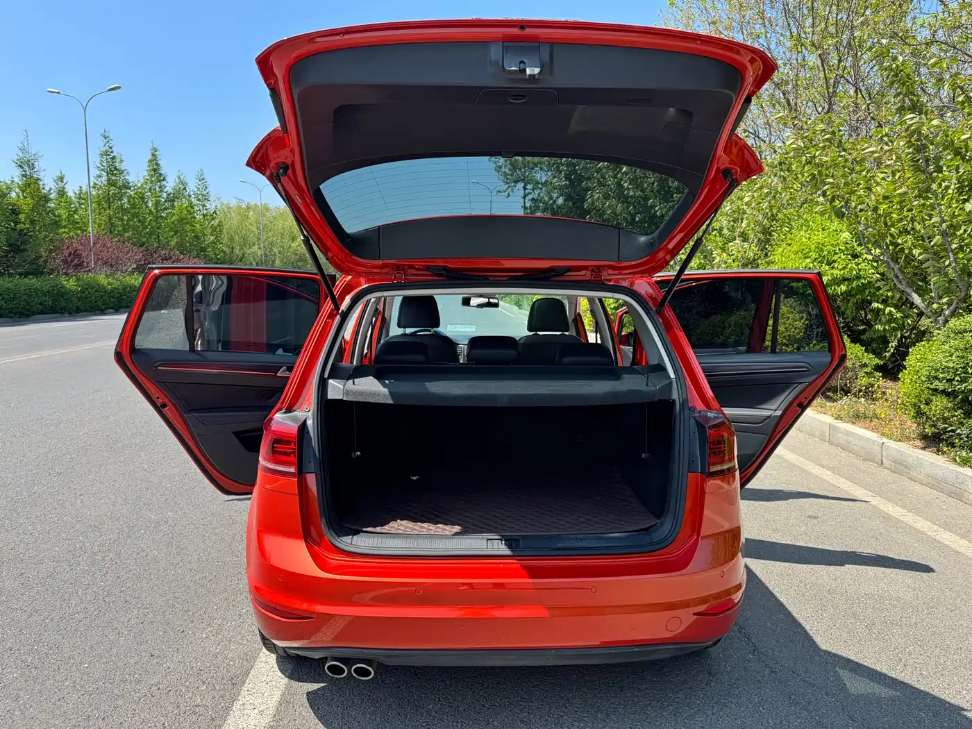 Volkswagen Golf Sportsvan 2016 280TSI Automatic Flagship фото 21