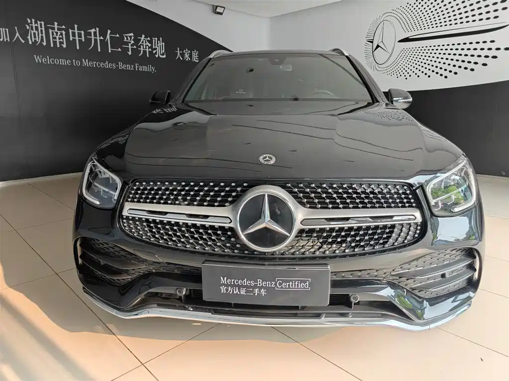 Mercedes-Benz GLC 2023 GLC 260 L 4MATIC Luxury 5-Seater фото 2