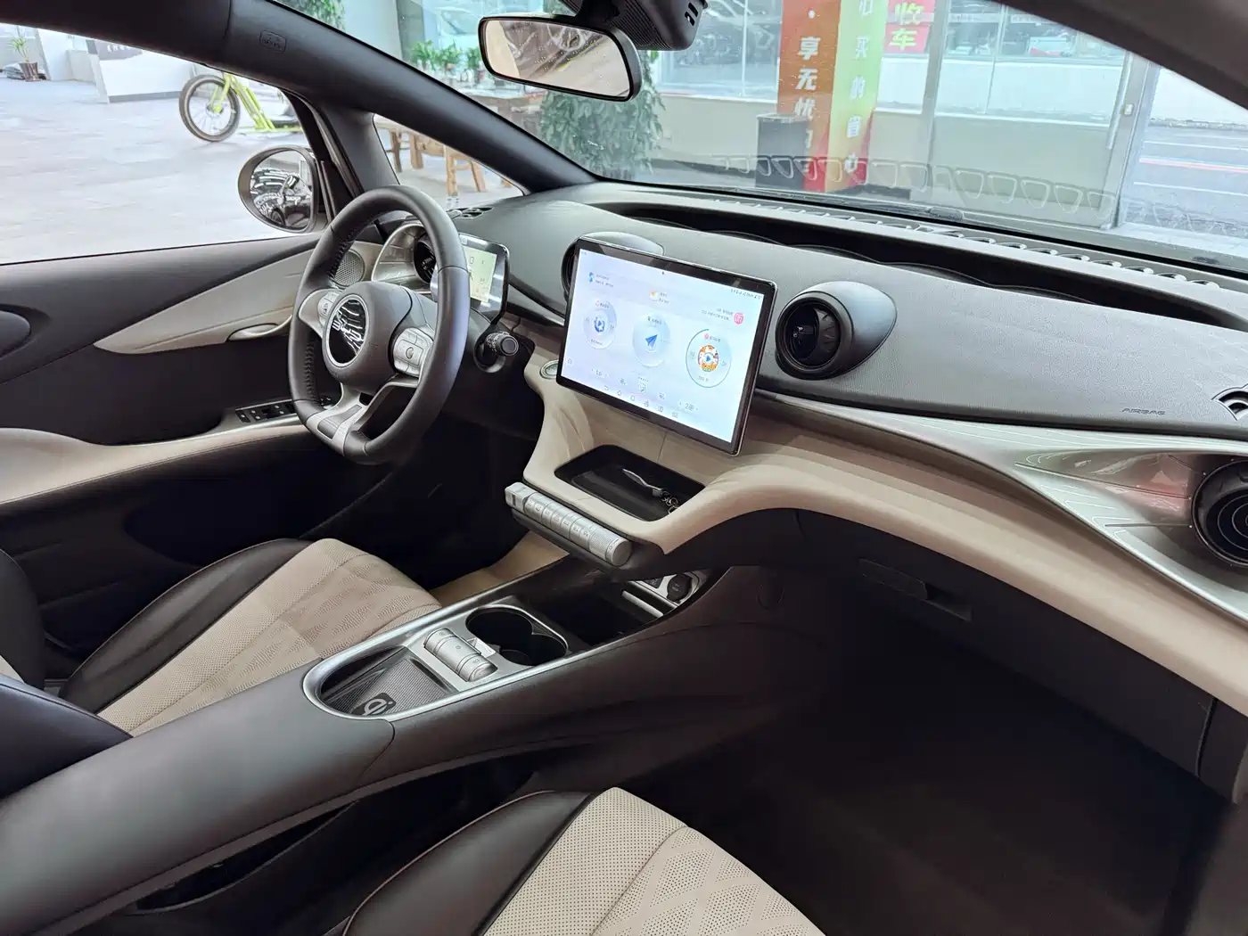 BYD Dolphin 2024 Glory Edition 420km Fashion Edition фото 16