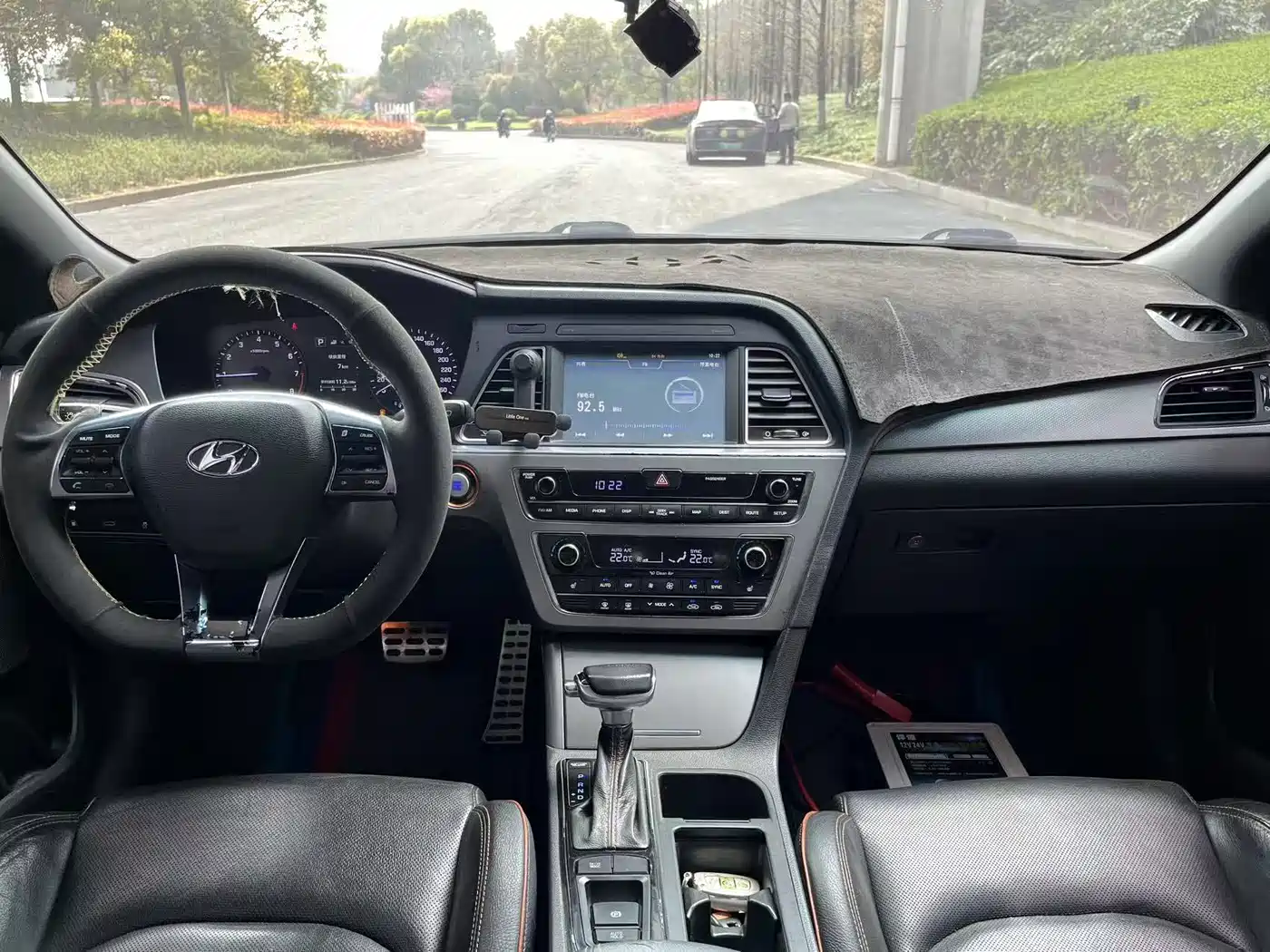 Hyundai Sonata 2015 1.6T GLX Leading фото 8