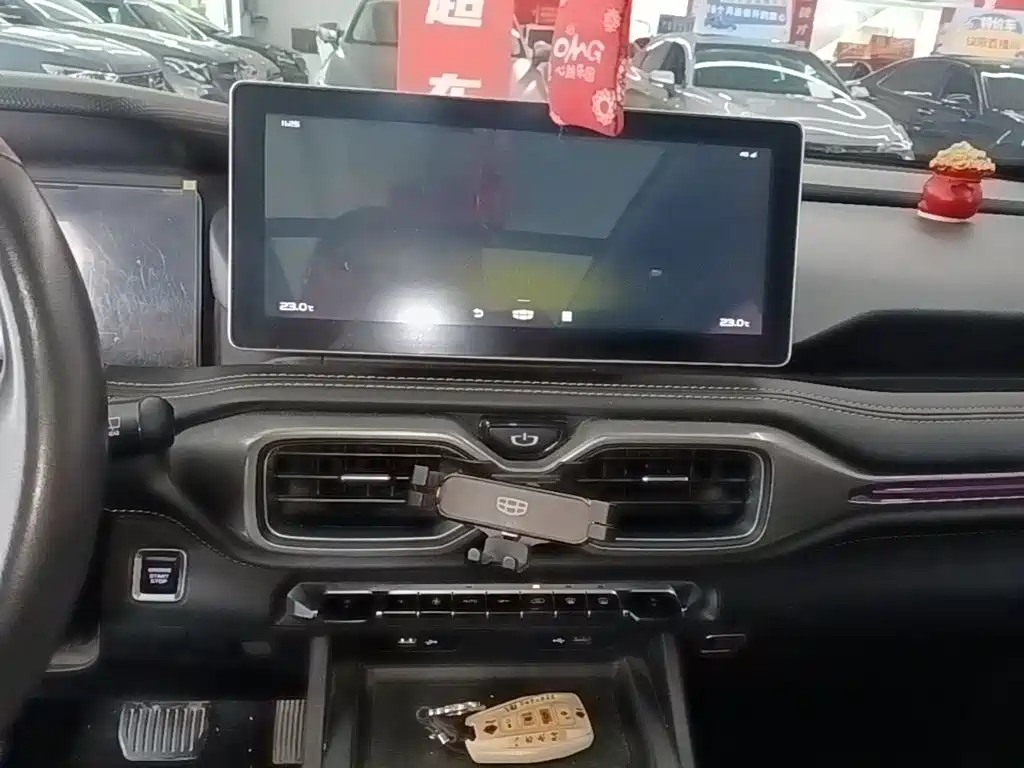 Geely Okavango 2021 2020 1.8TD DCT Flagship 7-Seater
