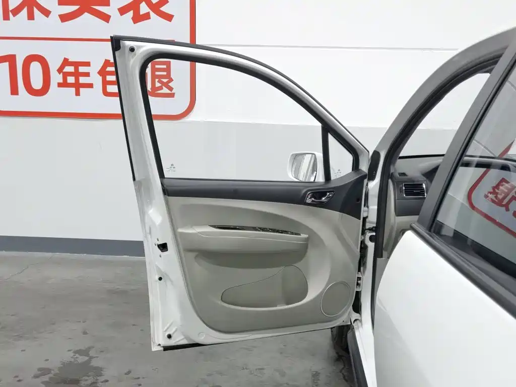 Dongfeng Fengxing Joyear X3 2016 2016 1.5L Comfort