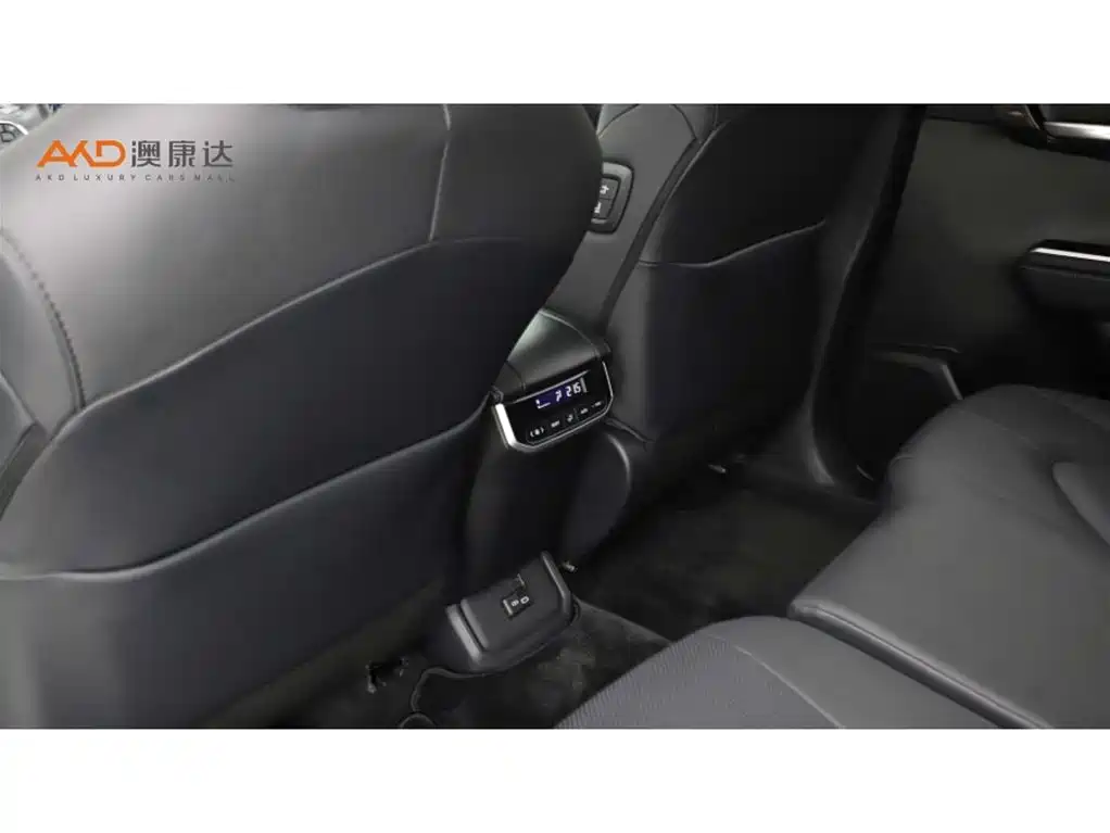 Toyota Highlander 2024 2.5L Smart Hybrid 4WD Premium 7-seater фото 9