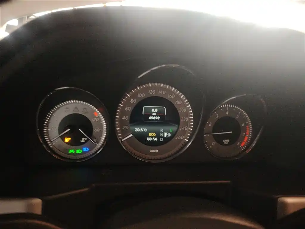 Mercedes-Benz GLK-Class 2015 GLK 260 4MATIC Dynamic Ultimate Edition фото 8